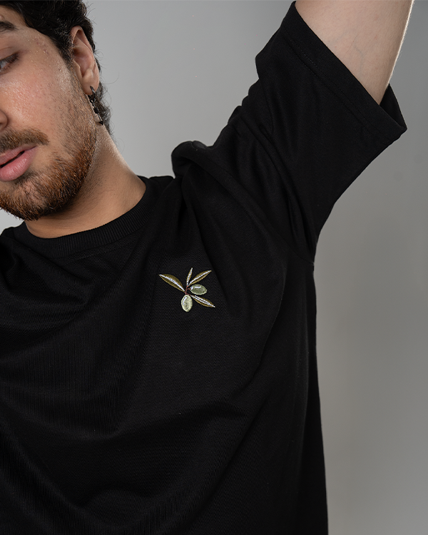 Zeitoon Black Oversized T-Shirt